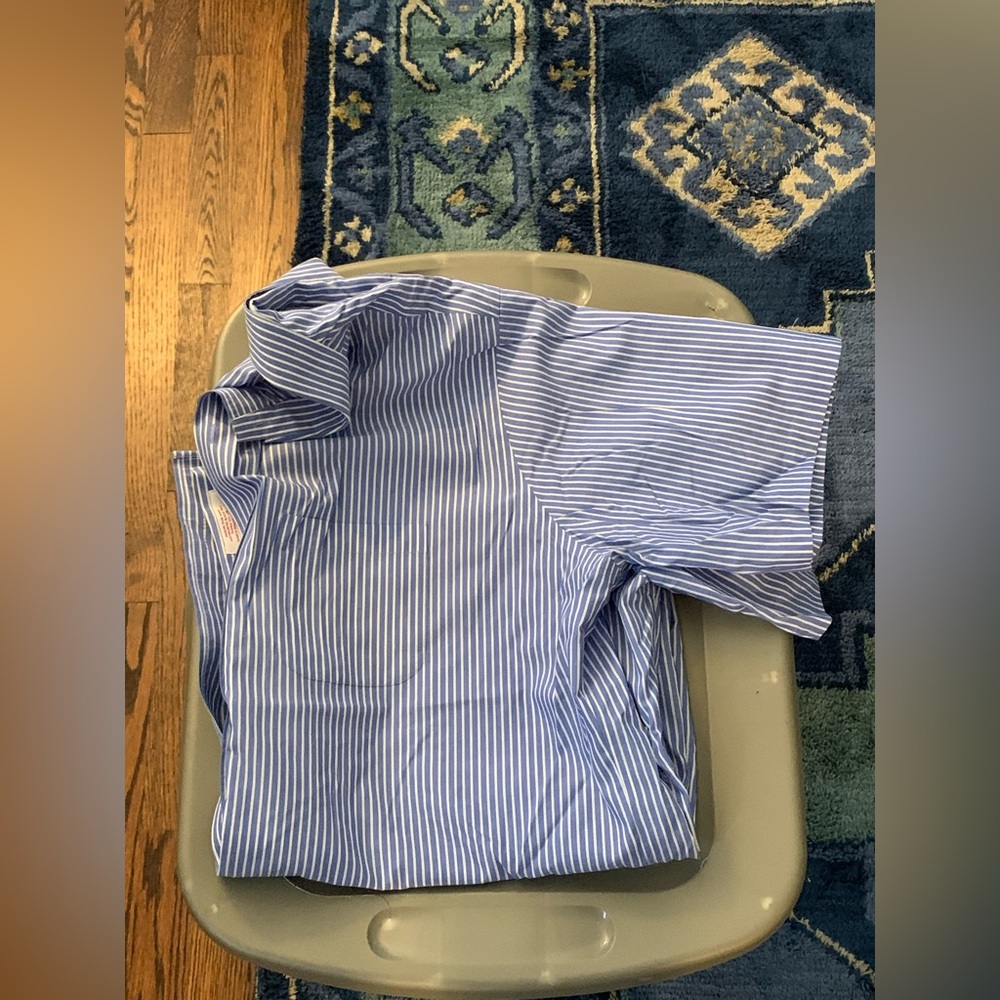 Brooks Brothers short sleeve shirt mens